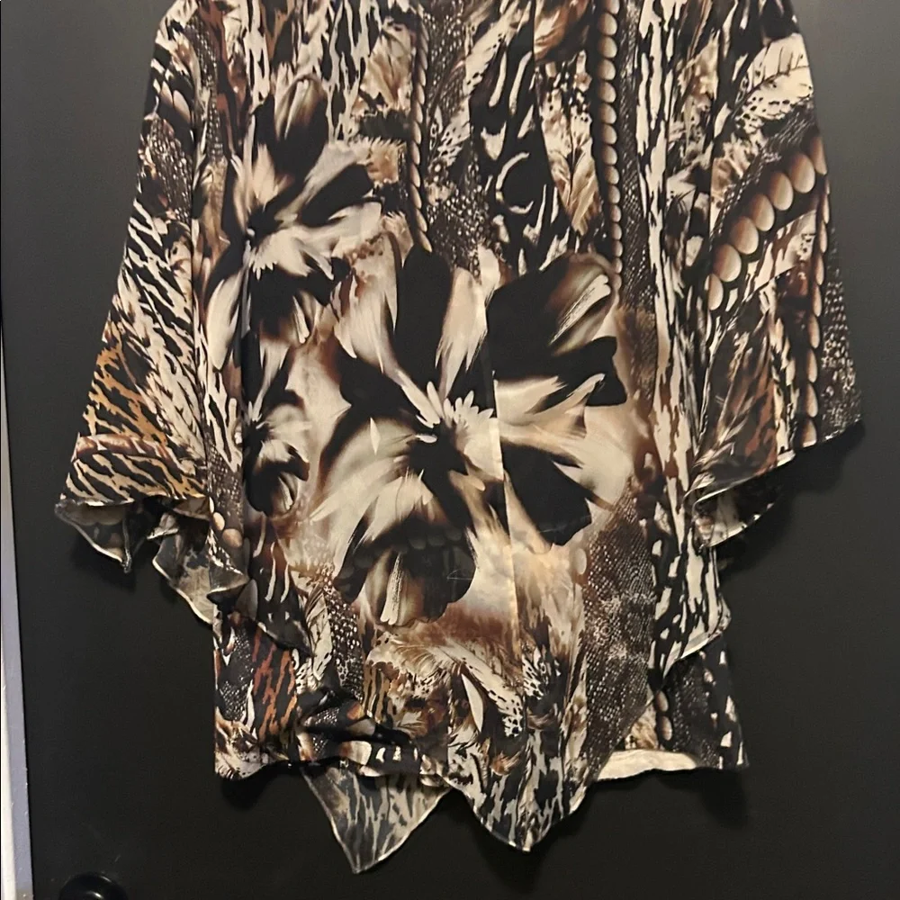 Roz & Ali Brown Floral Women's Blouse - Picture 7 of 7